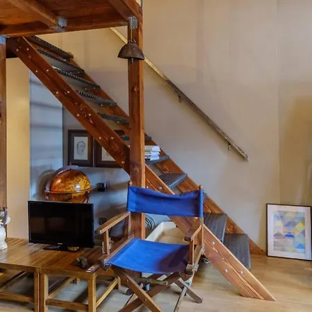 דירה ~the Gallery ~ Art Studio In The Heart Of סופיה