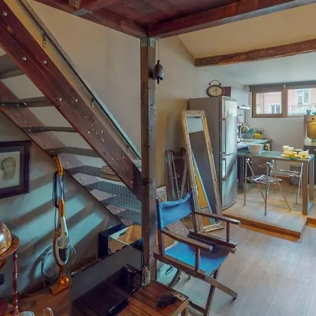Апартаменты ~the Gallery ~ Art Studio In The Heart Of София